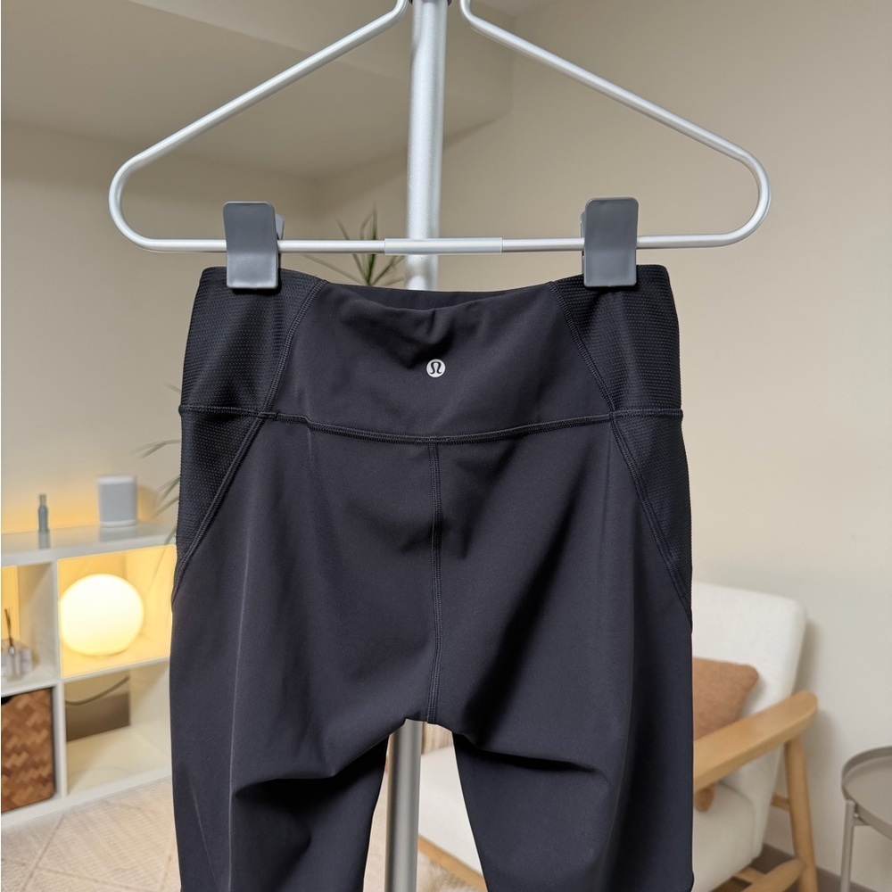 Women’s | Lululemon Wunder Under High-Rise Tight 28” Mesh, Black | Size 8 - Picture 6 of 11
